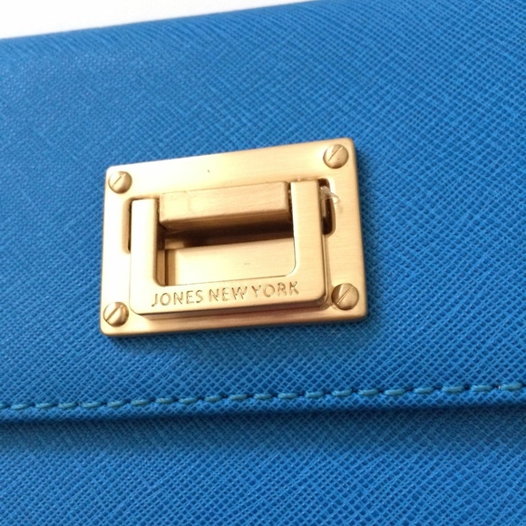 Jones New York Park Avenue Wallet - Picture 2 of 3